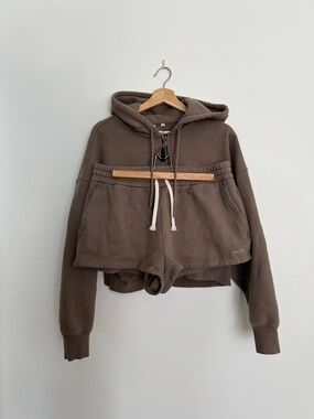 ARITZIA Taupe Cropped Hoodie Jacket & shorts